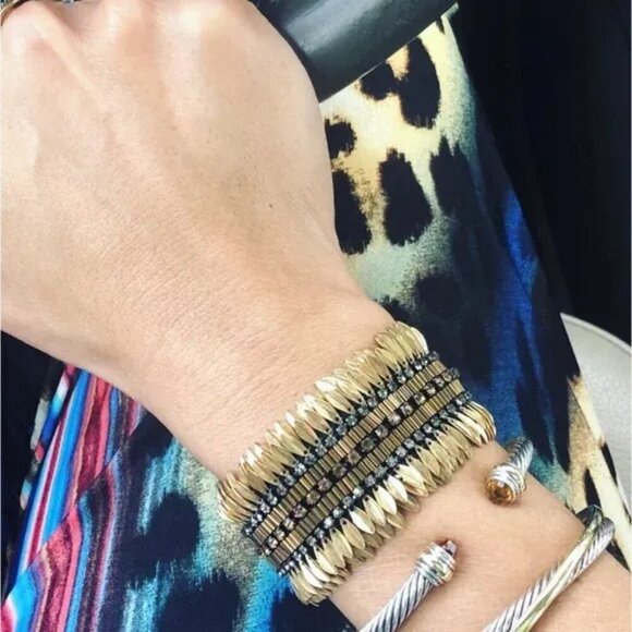 💜 Stella & Dot Pegasus Gold Statement Cuff Bracelet NIB - Picture 1 of 8